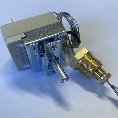 調節可能な電球毛細管温度調節器 290F 16A WTA 2 メタル温度調節器 スイッチ 3/8' NPTスレッド