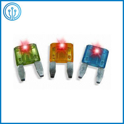 ISO 8820 LEDの表示器多色PA66の自動刃はタン小型30のAmp車のヒューズを溶かす